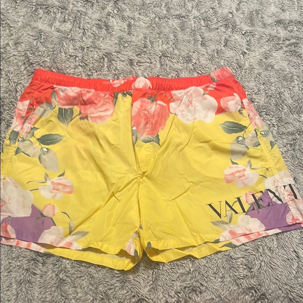 Yellow Floral Mens swim trunks size XL.